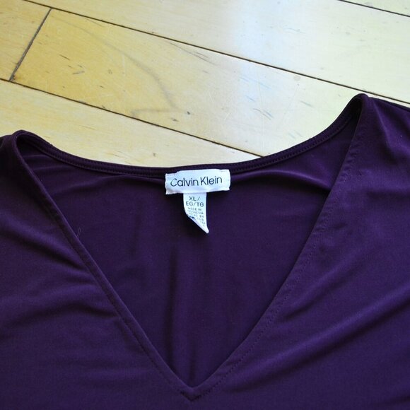 Calvin Klein V Neck Blouse with Sheer Sleeves Size XL Merlot - Picture 2 of 9